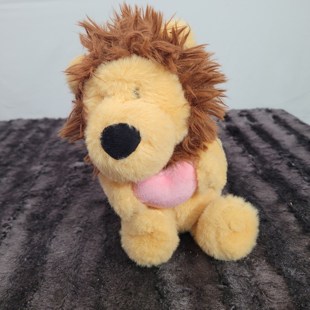 Gigglescape Lion Plush Stuffed Animal with Pink Heart Yellow Brown Mane Cub